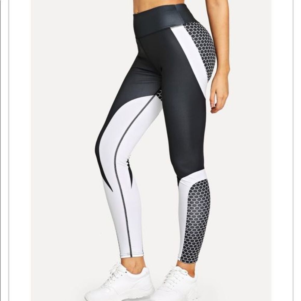 Leggings Colorblock Geometric Print Leggings. Size L. Polyester NWOT - Picture 6 of 6